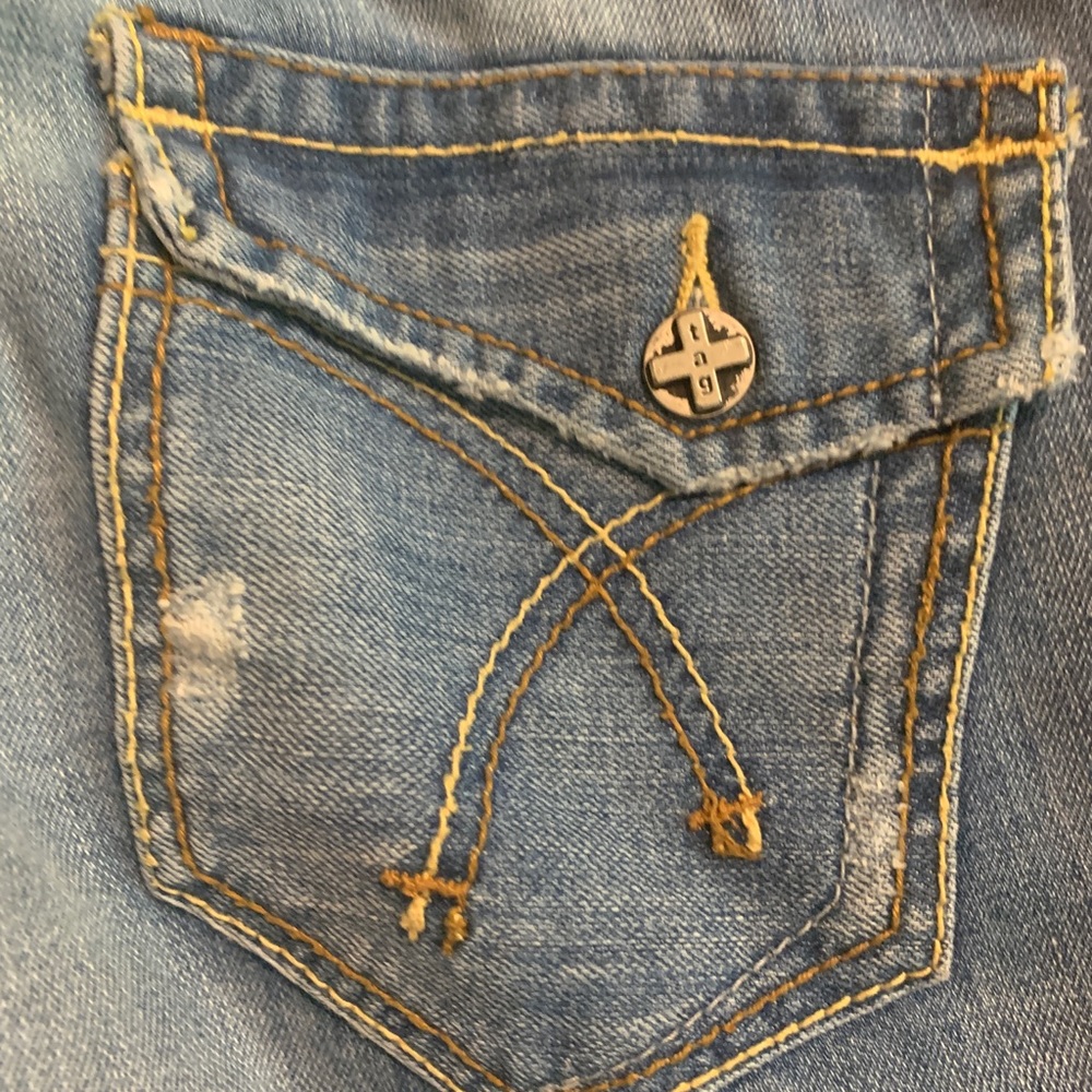 Tag Jeans - Picture 4 of 9